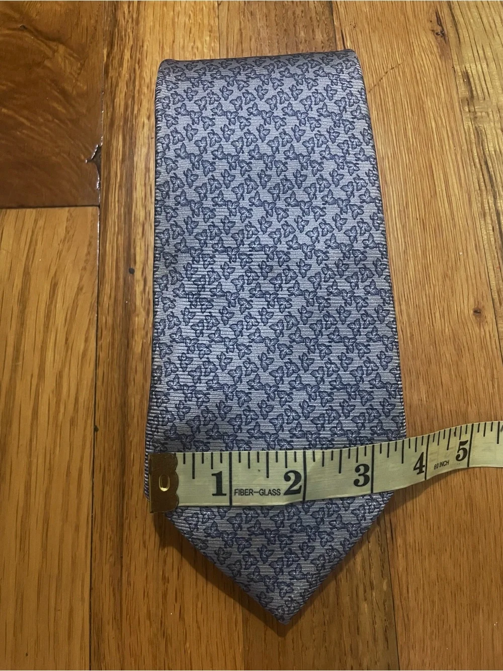 Dunhill retails $315